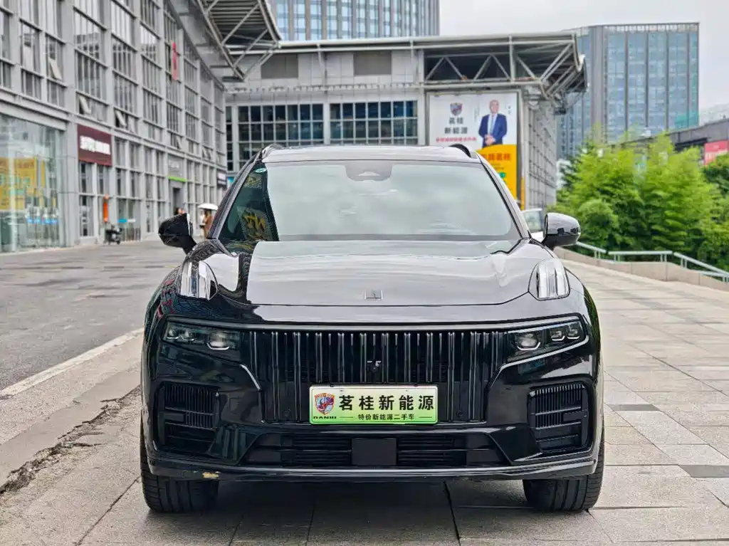 Lynk & Co 09 EM-P — миниатюра 2
