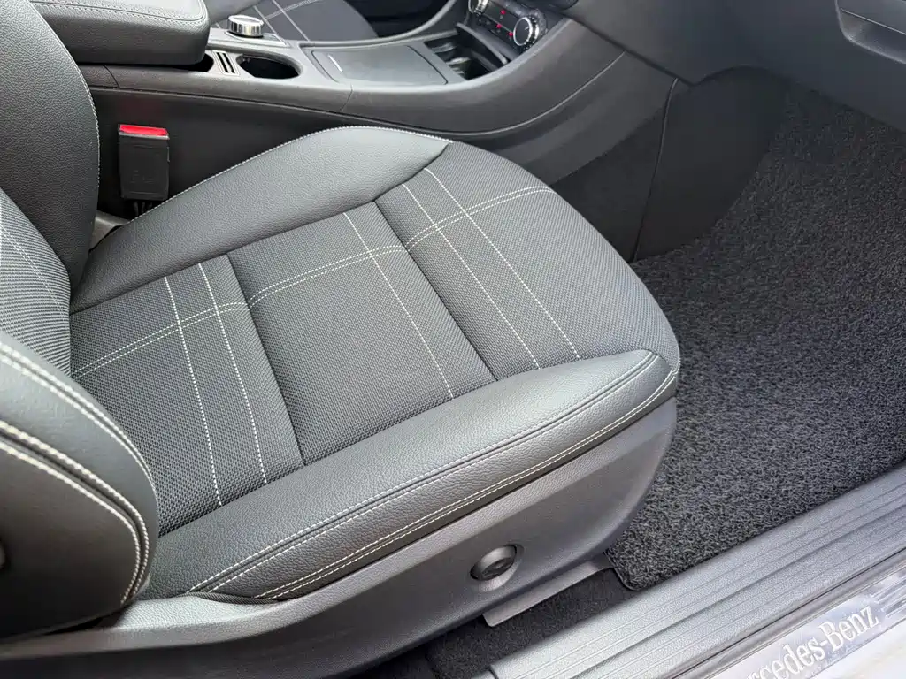 Mercedes-Benz A-Class (Import) — миниатюра 10