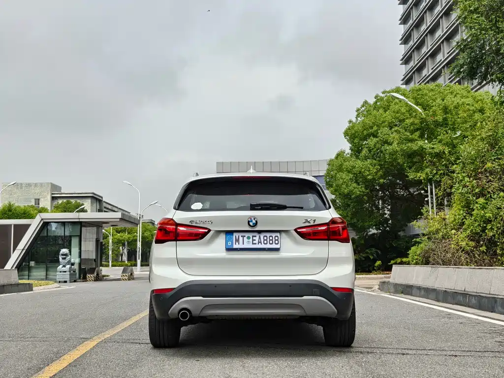 BMW X1 — миниатюра 8