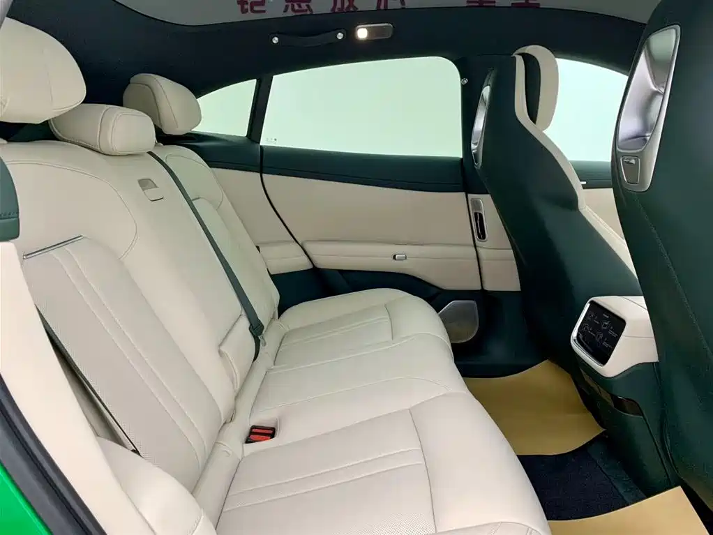 XIAOMI CAR XIAOMI YU7