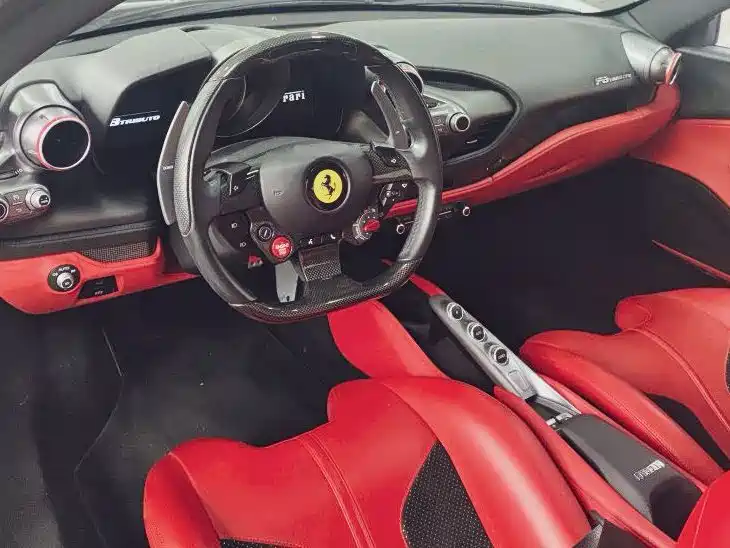 Ferrari F8 — миниатюра 5