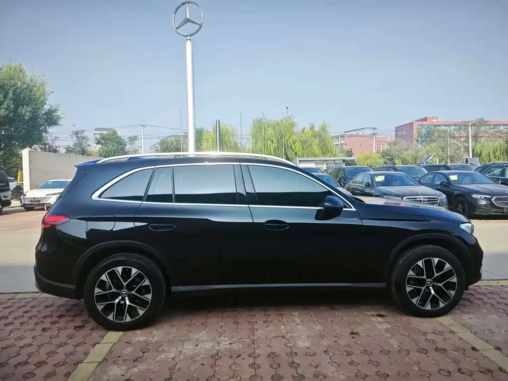Mercedes-Benz GLC — миниатюра 7