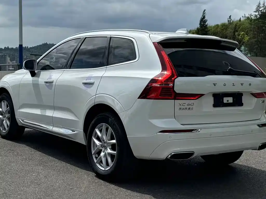 Volvo XC60 — миниатюра 9