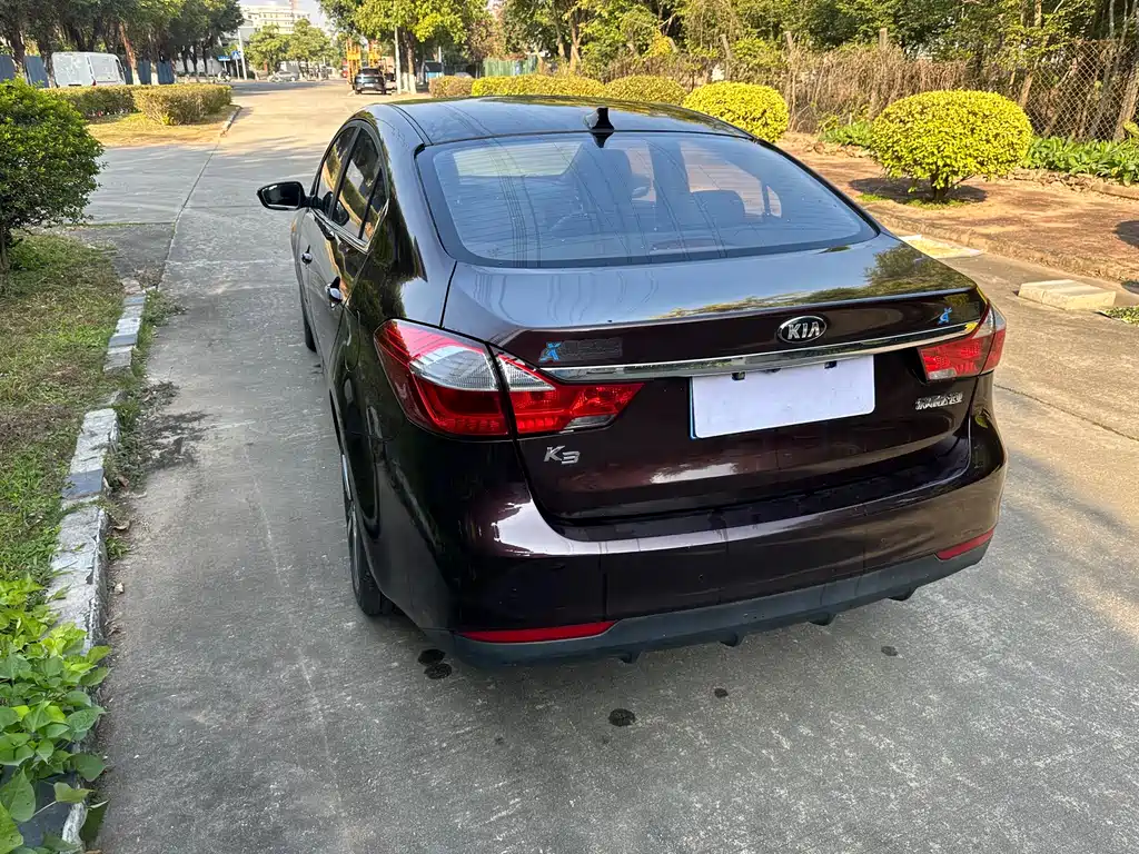 KIA K3