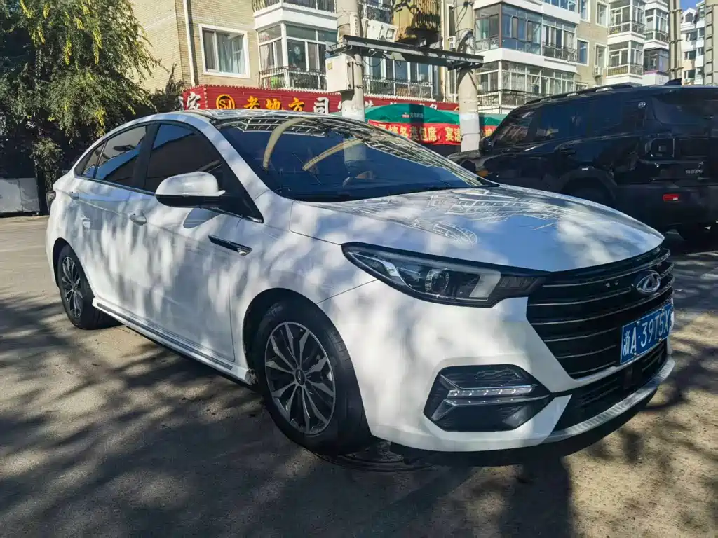 Chery Arrizo 5 PLUS — миниатюра 3