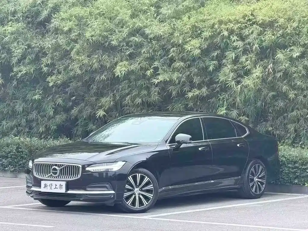Volvo S90 2023