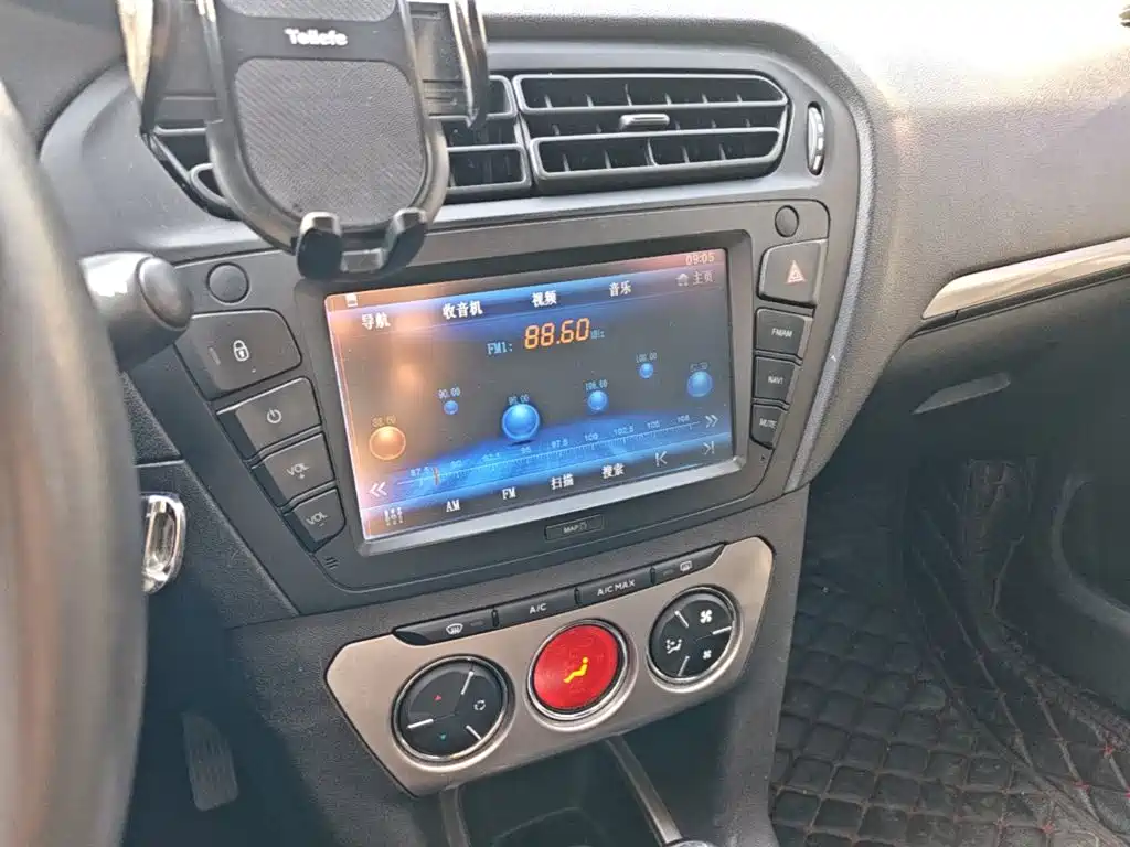 Peugeot 301 — миниатюра 13