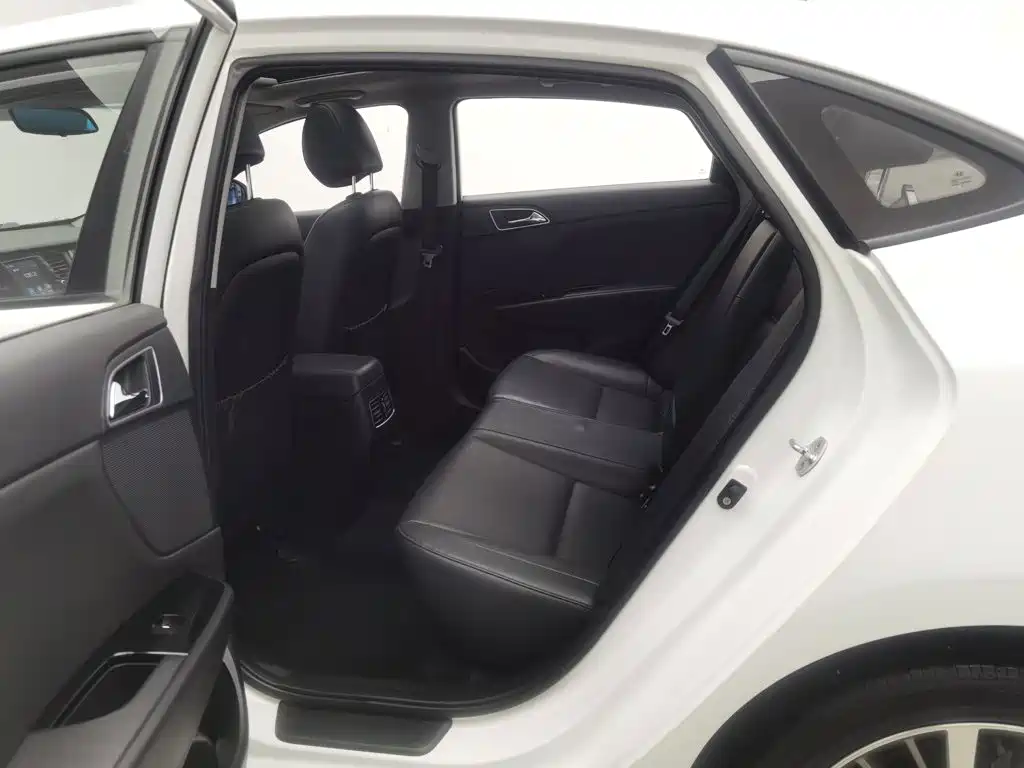 Hyundai Mistra — миниатюра 15