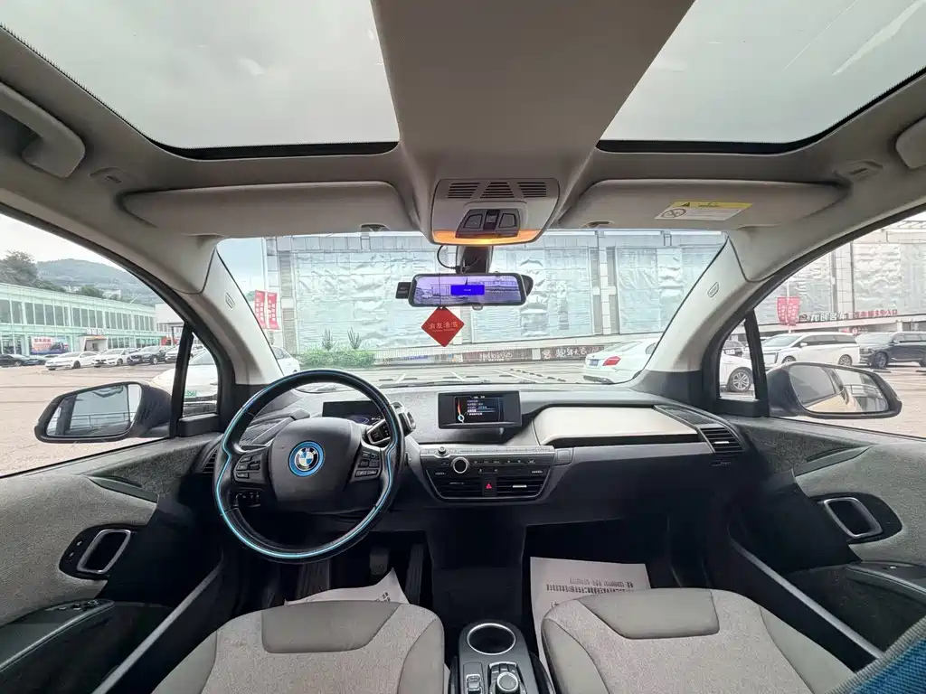 BMW i3 (Import) — миниатюра 4