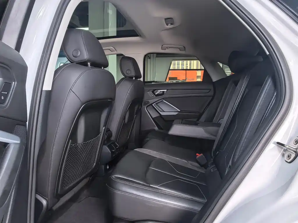 Audi Q3 Sportback — миниатюра 10