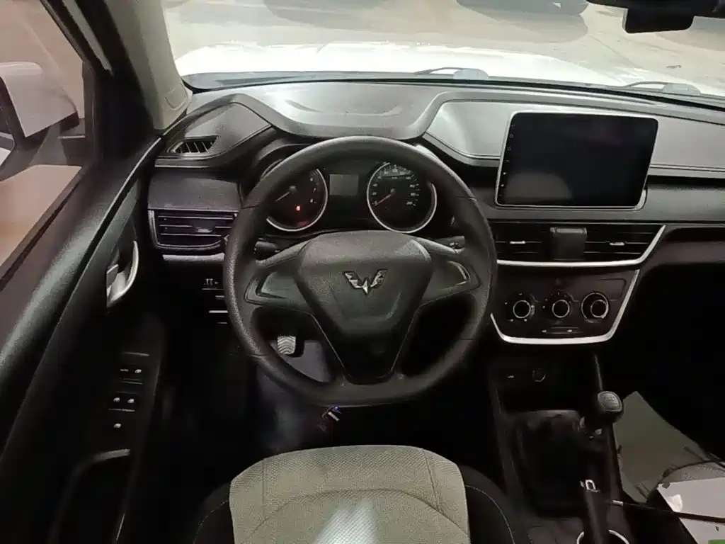 Wuling Hongguang S3 — миниатюра 11
