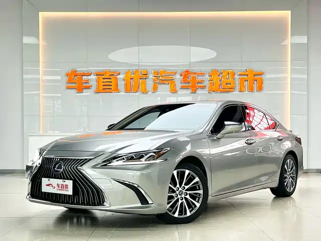 2020 Lexus ES