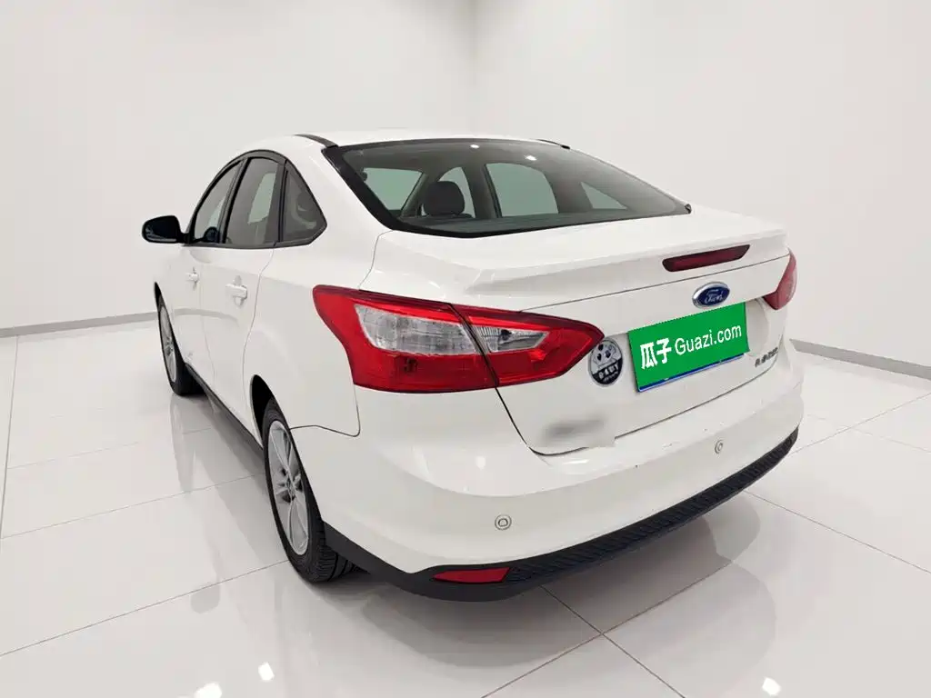 Ford Focus — миниатюра 4