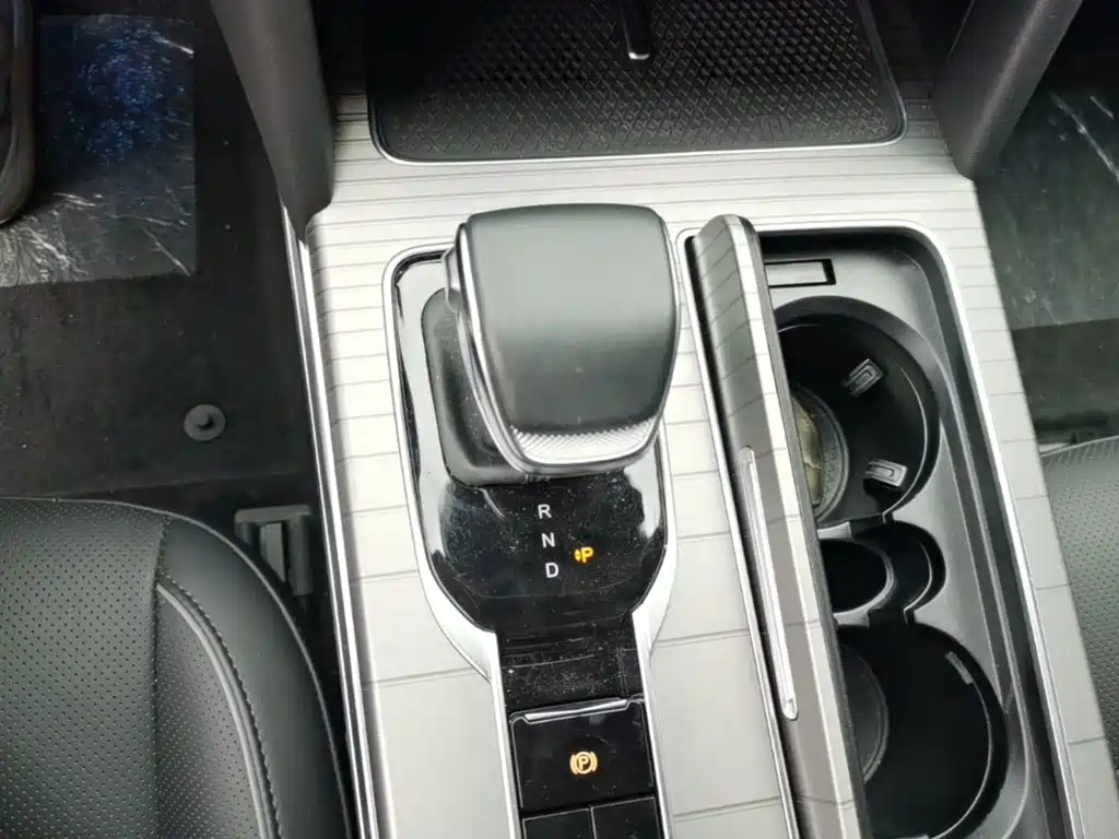 Hongqi Hongqi HS7 PHEV — миниатюра 14
