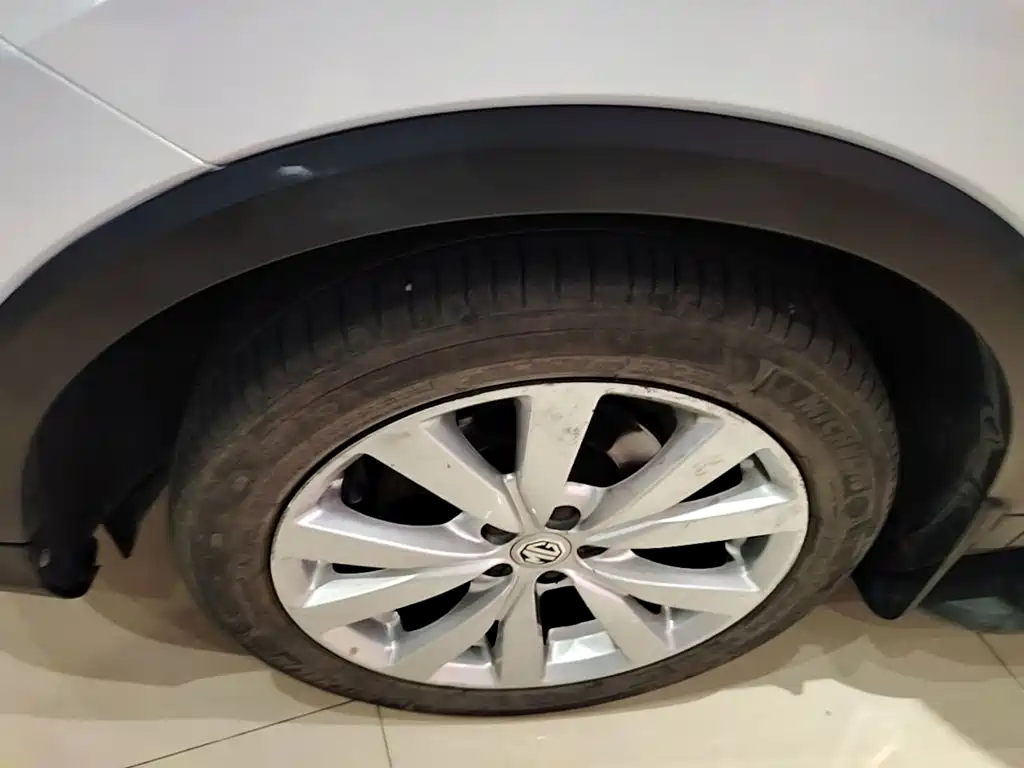 MG ZS — миниатюра 23