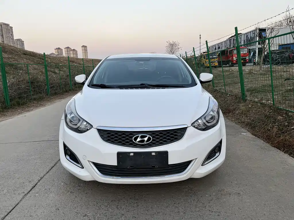Hyundai Elantra Langdong 1.6L Auto Smart Type, фото 3
