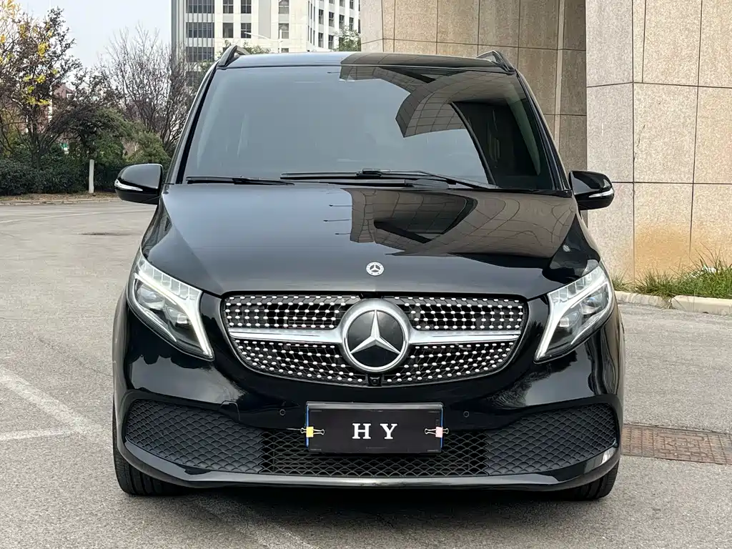 MERCEDES-BENZ V CLASS