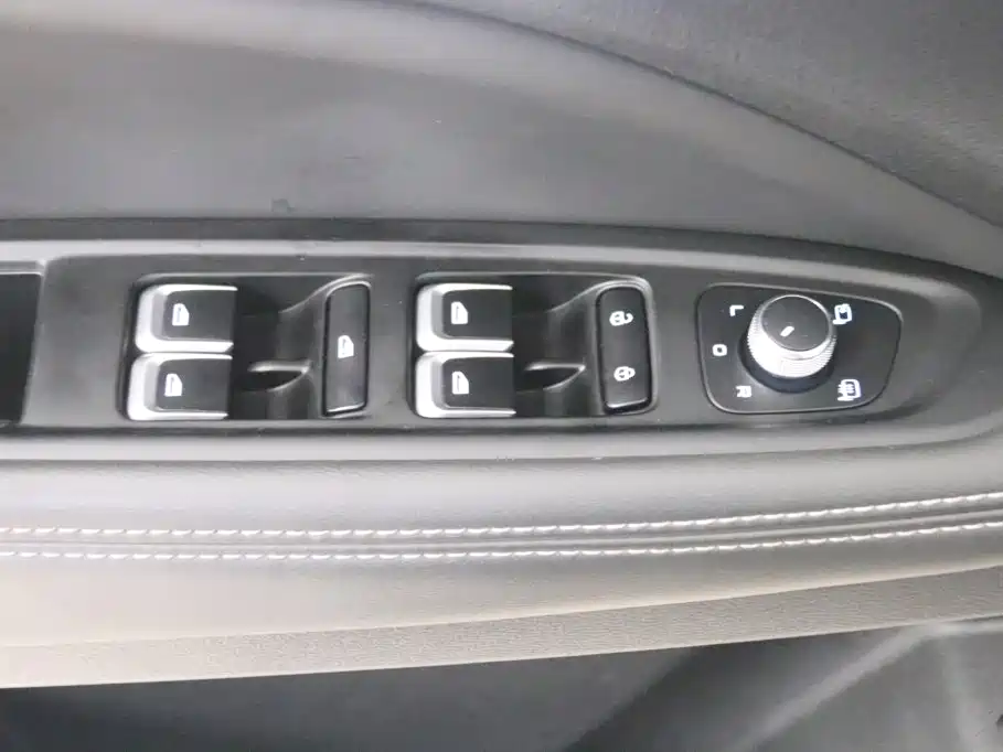 Geely Xingyue — миниатюра 12