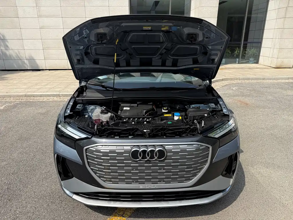 Audi Q4 e-tron — фотографии объявления, Фото 16