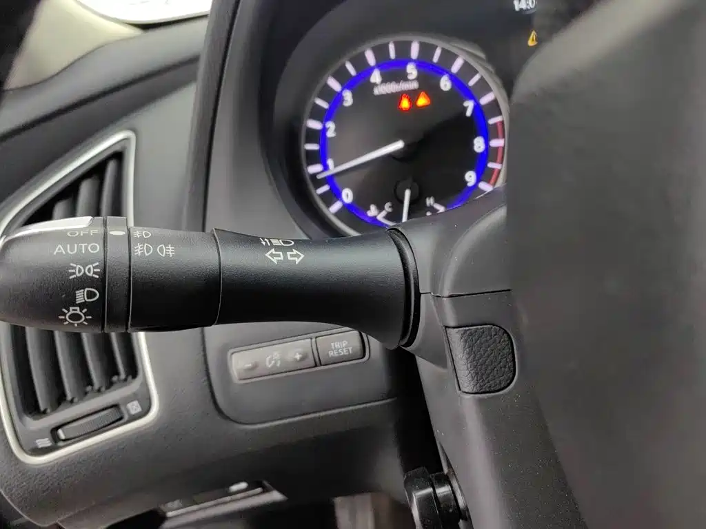 Infiniti Q50 — миниатюра 21