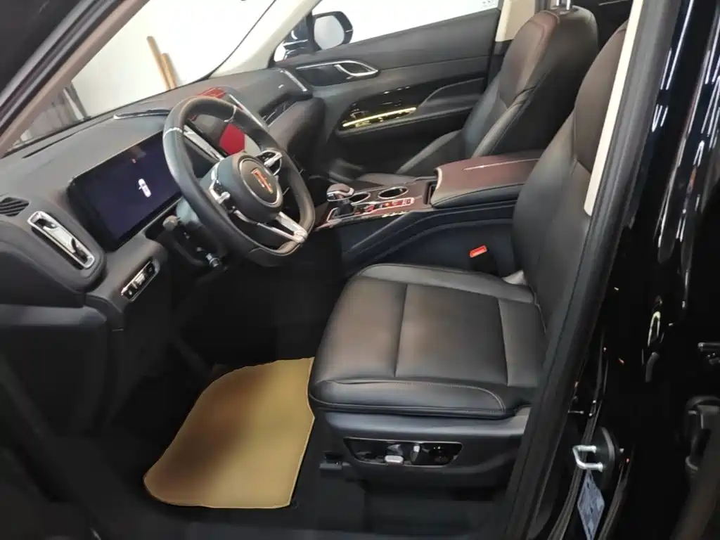 Hongqi Hongqi HS3 PHEV — миниатюра 15