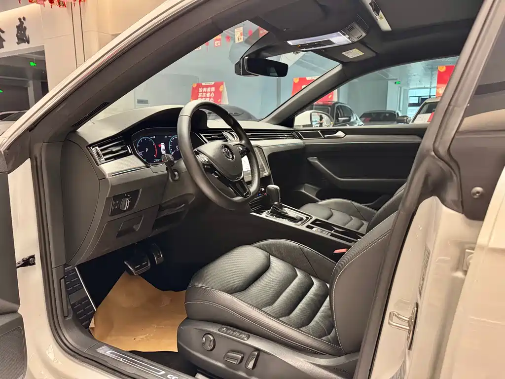 Volkswagen FAW - Passat CC CC 2020 330TSI VI