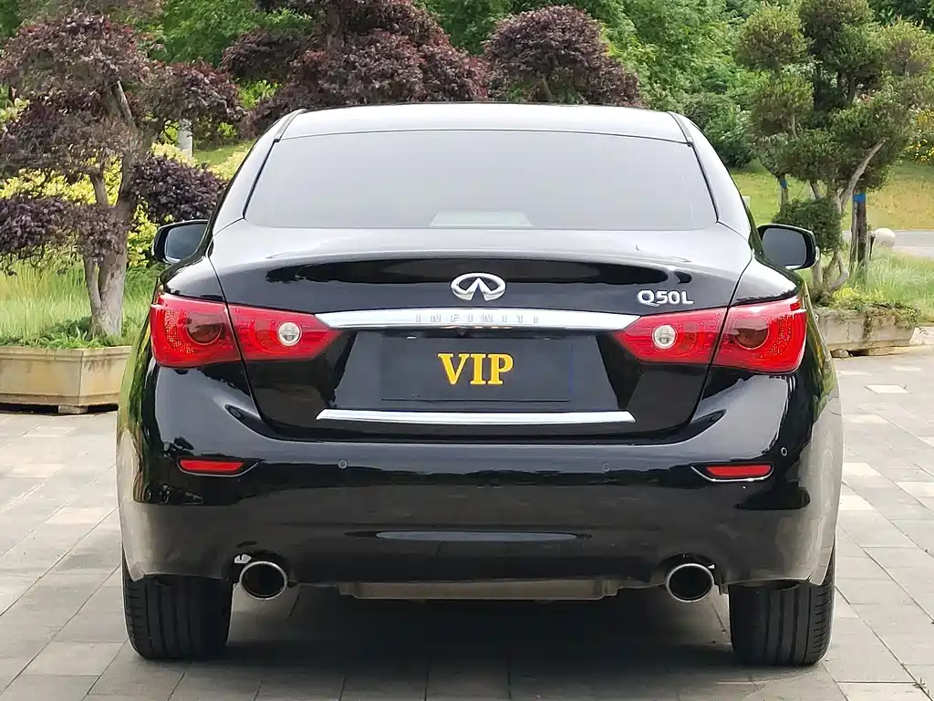 Infiniti Q50L 2016 2.0T Enjoy