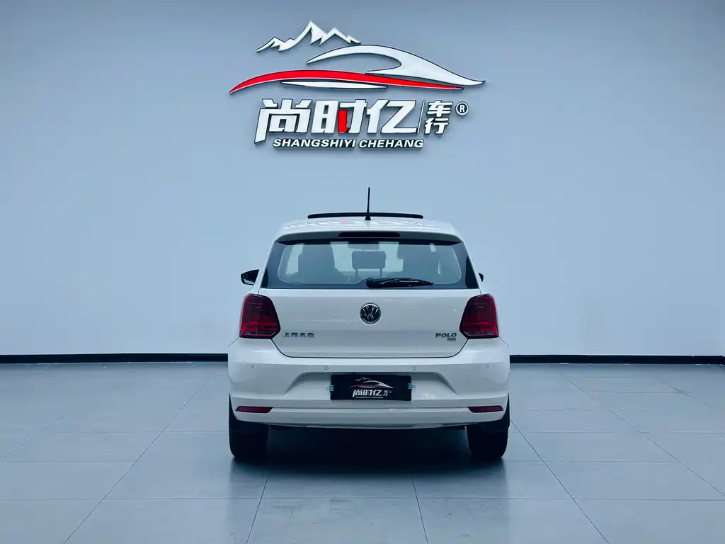Volkswagen Polo 2018 1.5L AT