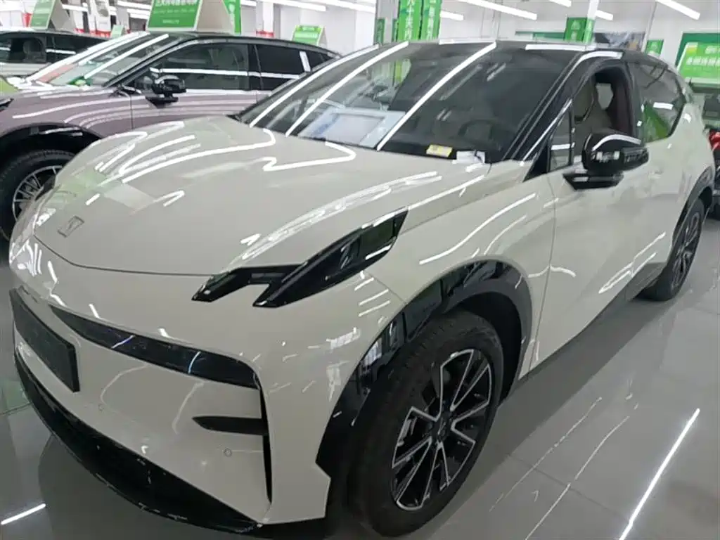 Zeekr X 2024