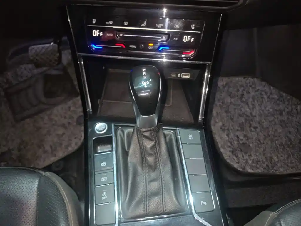 Volkswagen Passat — миниатюра 14