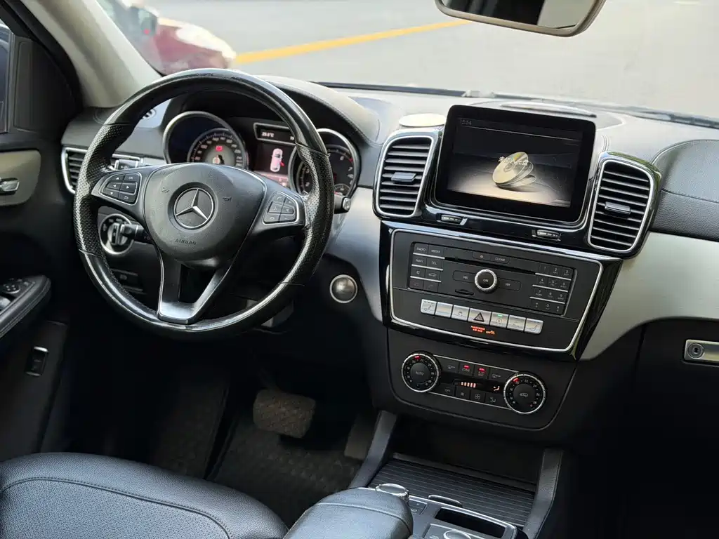 Mercedes-Benz GLE 2017 GLE 320 4MATIC SUV