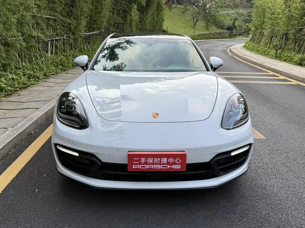 Porsche Panamera — миниатюра 2