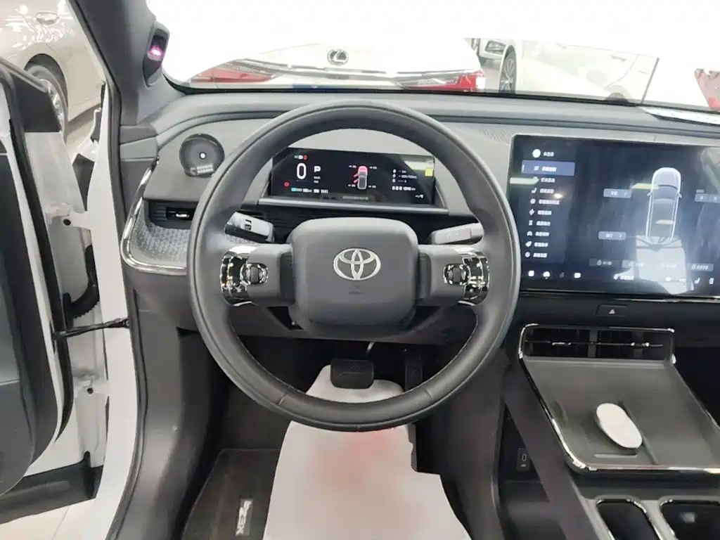 Toyota bZ3X — миниатюра 11