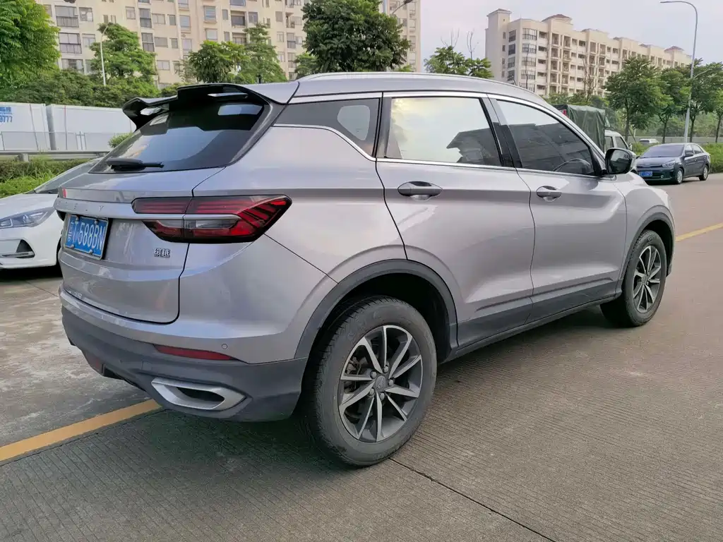 Geely Binyue — миниатюра 3