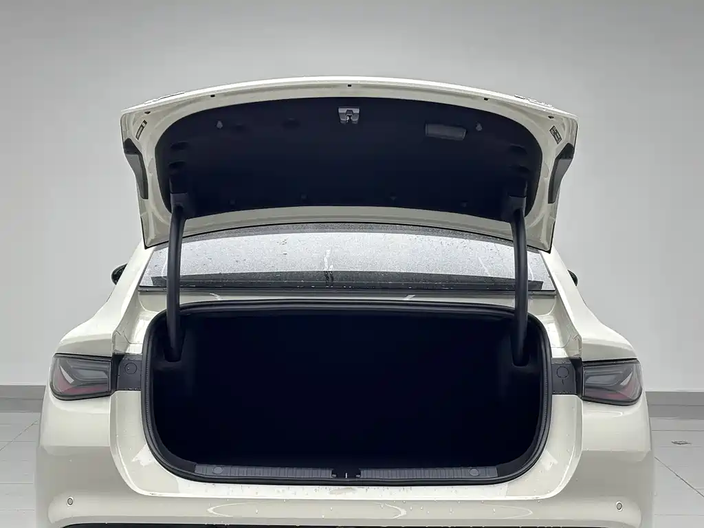 BYD SEAL 06 NEW ENERGY