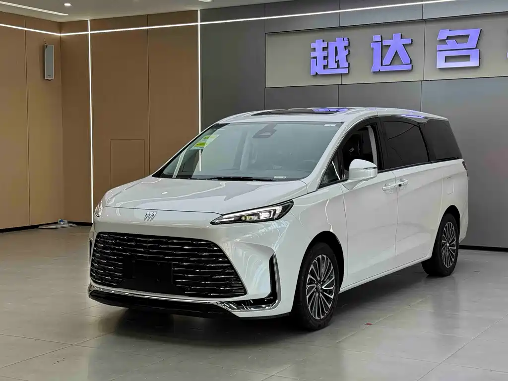 BUICK GL8 NEW ENERGY