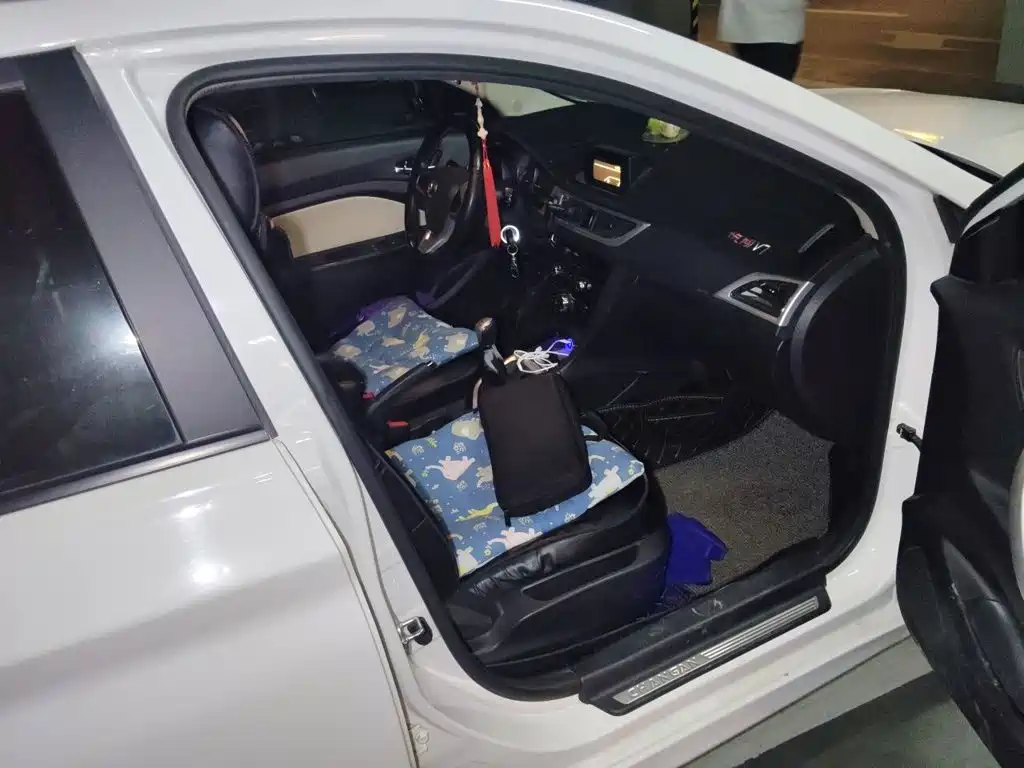 Changan V7 — миниатюра 21