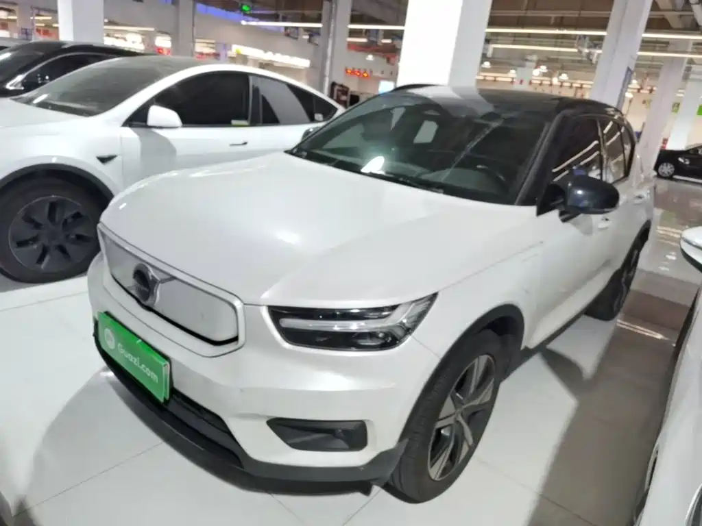 Volvo XC40 NEV