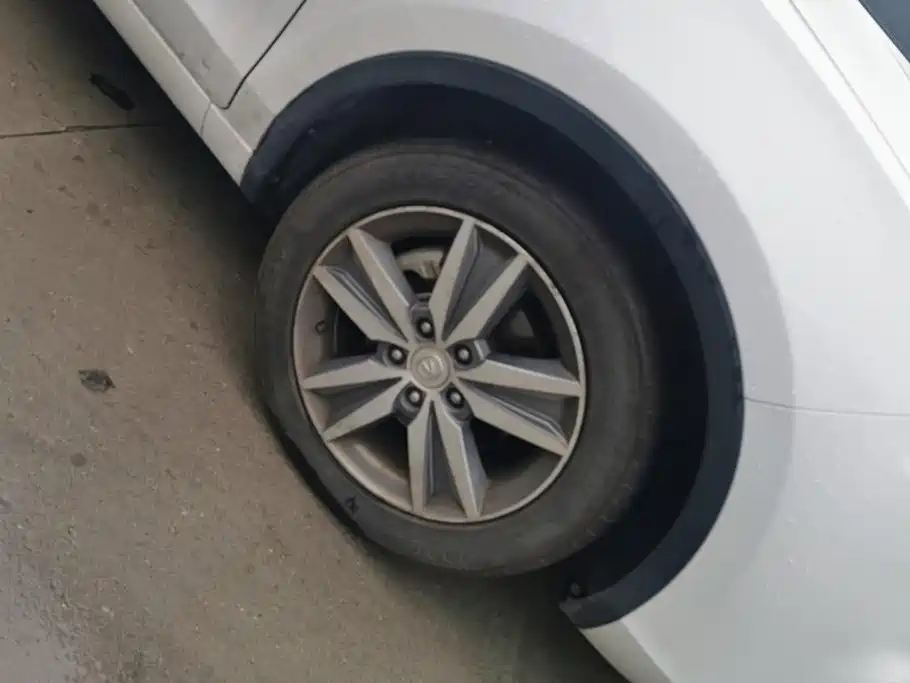 Changan Eado XT — миниатюра 6