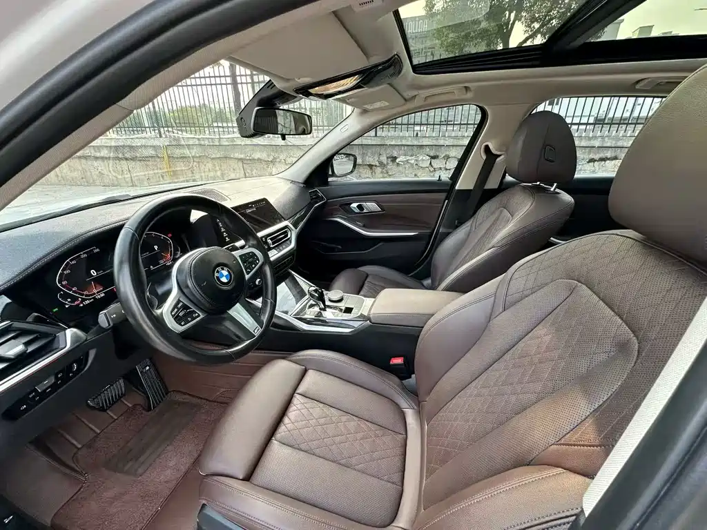 BMW 3 Series — миниатюра 4