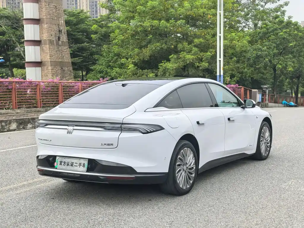 Buick Electra L7 — миниатюра 16