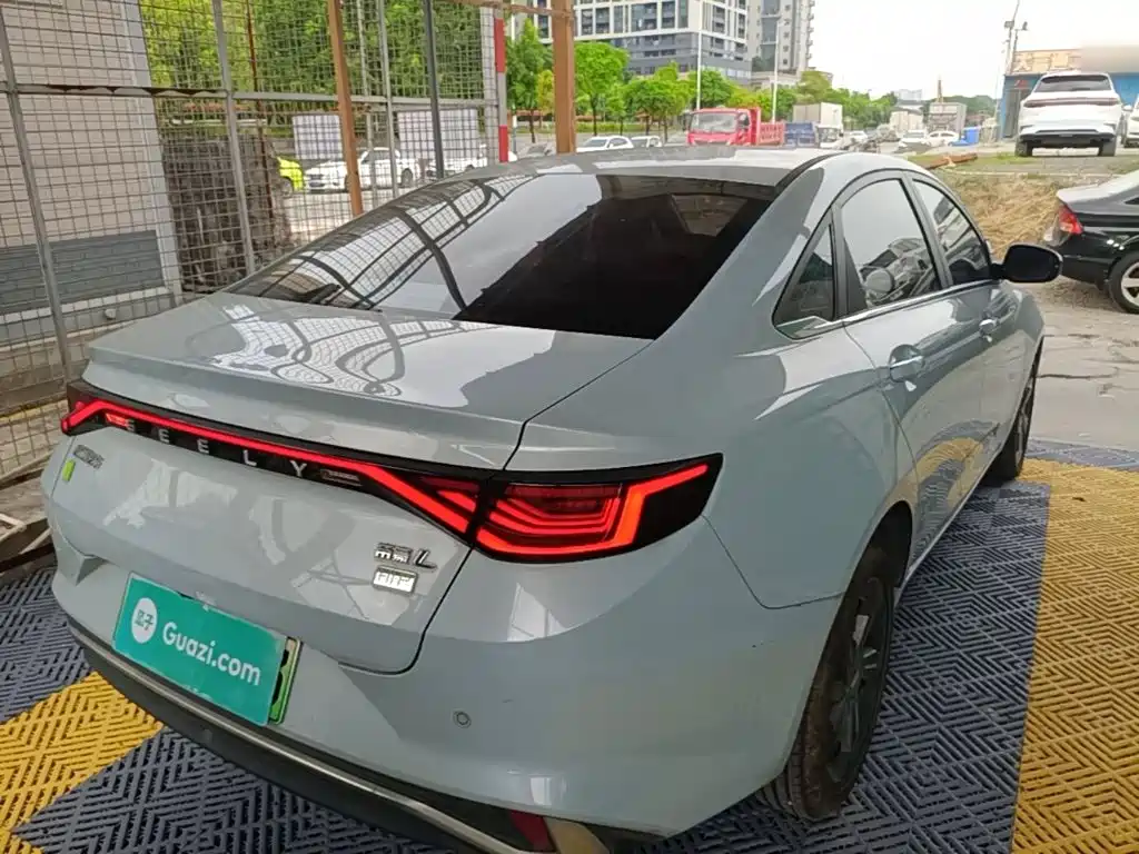 Geely L HiP — миниатюра 7