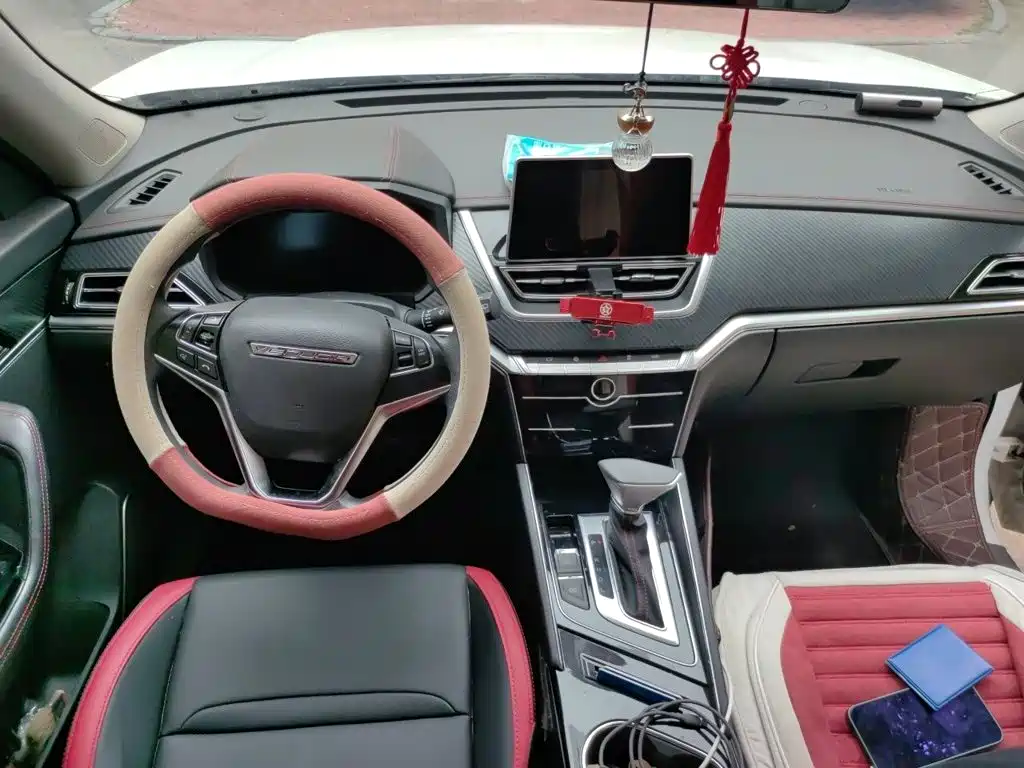 Venucia T60 — миниатюра 10