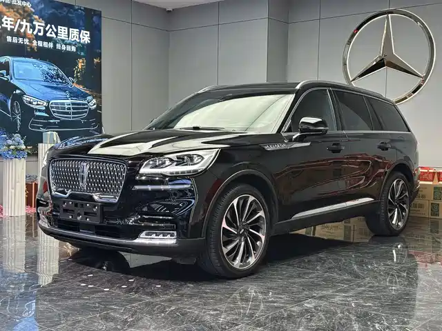 Lincoln Aviator