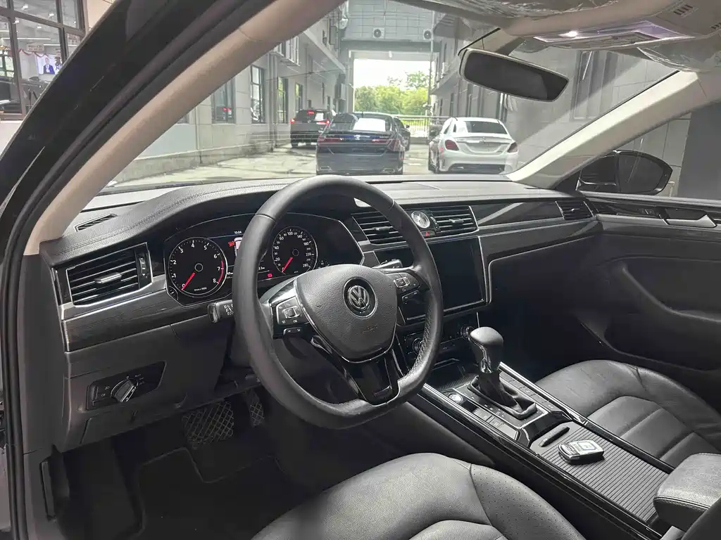 Volkswagen Phideon 2019 380TSI V
