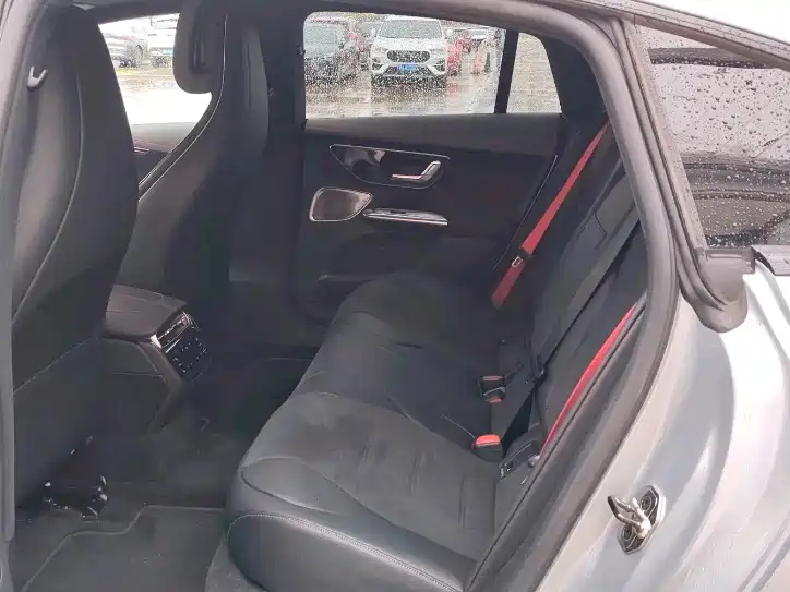 Mercedes-Benz EQE AMG — миниатюра 4