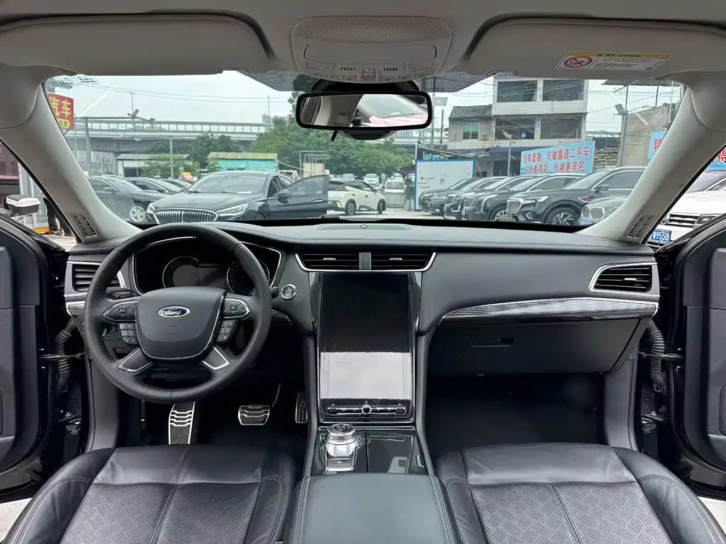 Ford Taurus — миниатюра 7