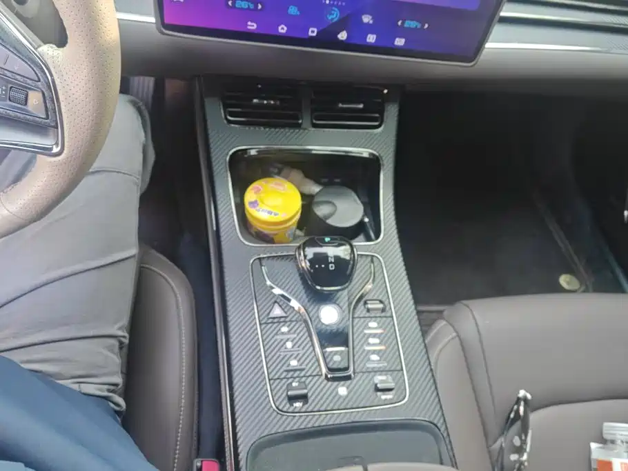 BYD Han — миниатюра 16