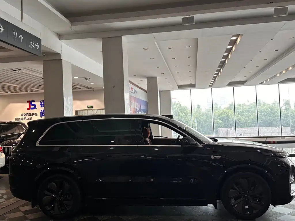 Li Auto Li L9 — миниатюра 3