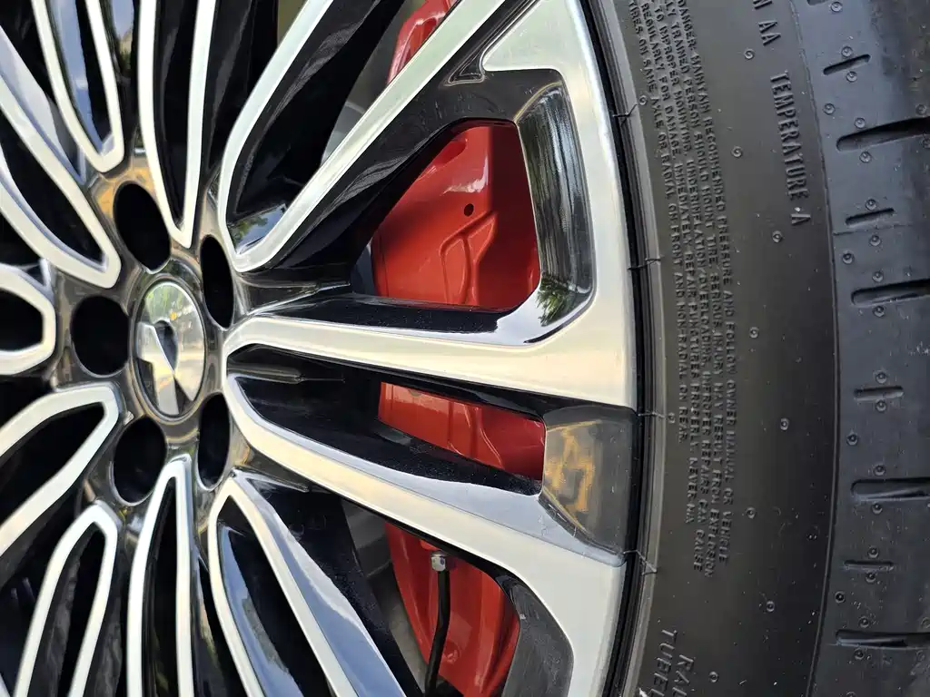 NIO ES8 2026 мест Executive